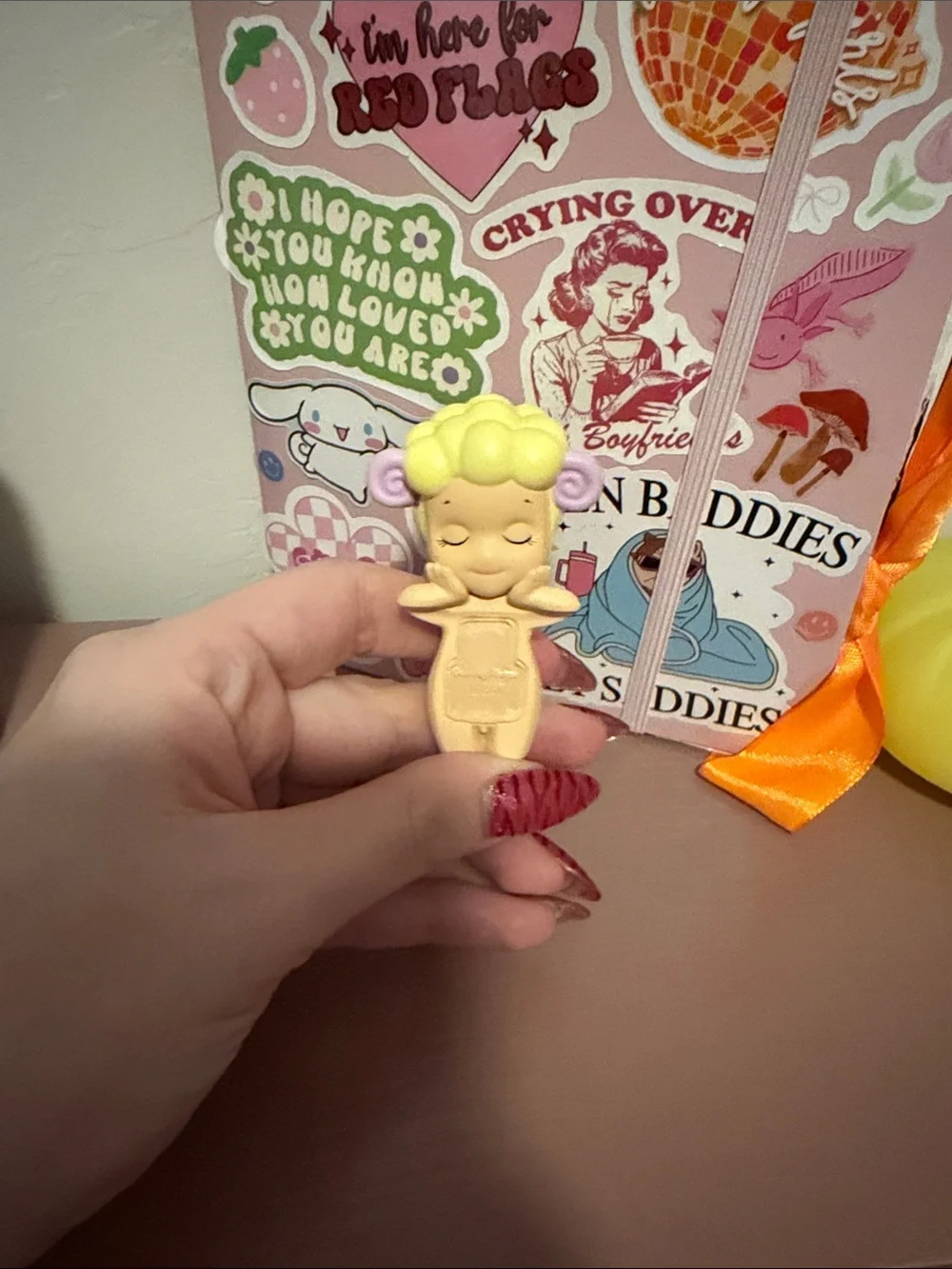 Dreaming Series Hipper - Sheep